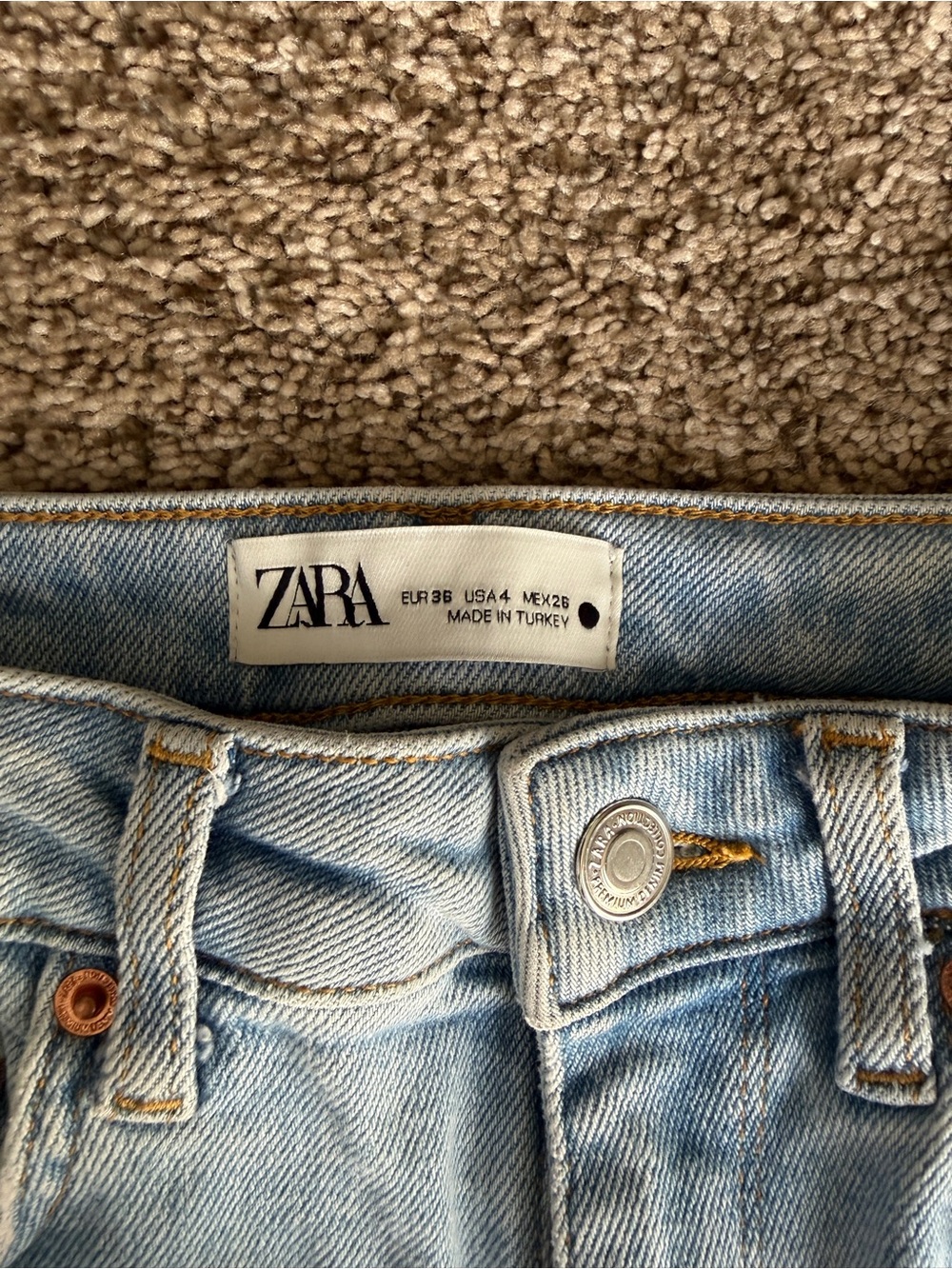 ZARA Light Blue High-Rise Women's Jeans